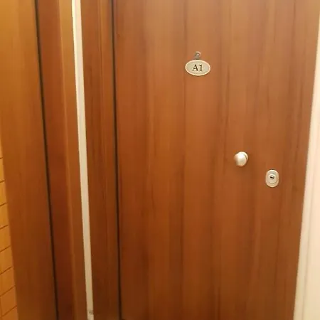 Antigonidon Square Luxury *