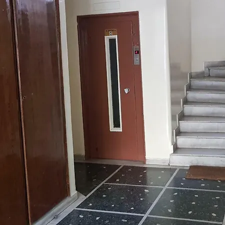 Antigonidon Square Luxury Апартамент *