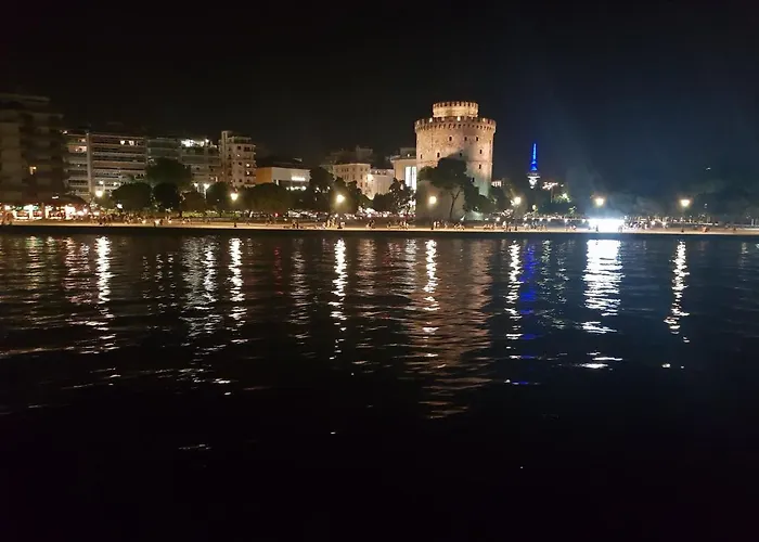 Apartmán Antigonidon Square Luxury