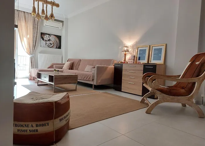 Antigonidon Square Luxury Apartmán