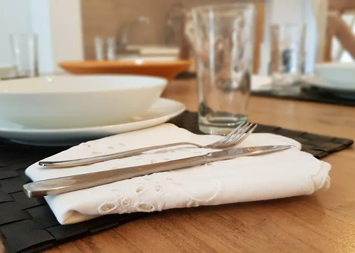 Antigonidon Square Luxury Soluň