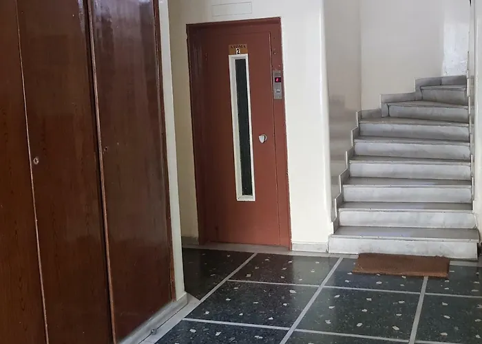 Antigonidon Square Luxury Apartmán *