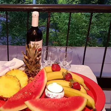 Antigonidon Square Luxury *