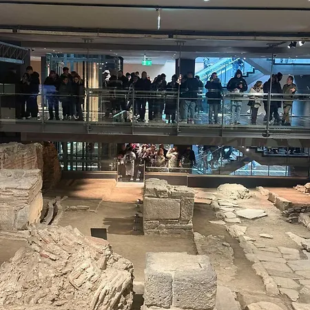 Lejlighed Antigonidon Square Luxury *